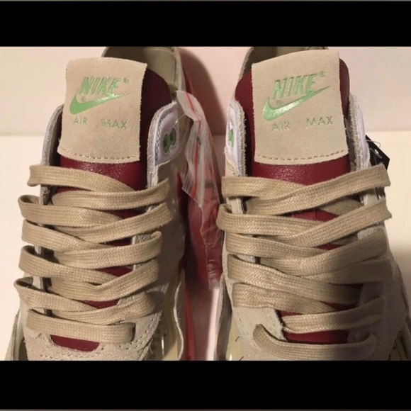 NEW 2021 NIKE AIR MAX 1 ONE CLOT KISS OF DEATH 10.5 + CUSTOM SOCKS Sb Patta Kb x main image 7